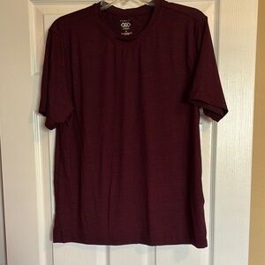Legend Breathe men’s burgundy short sleeve athletic shirt size large